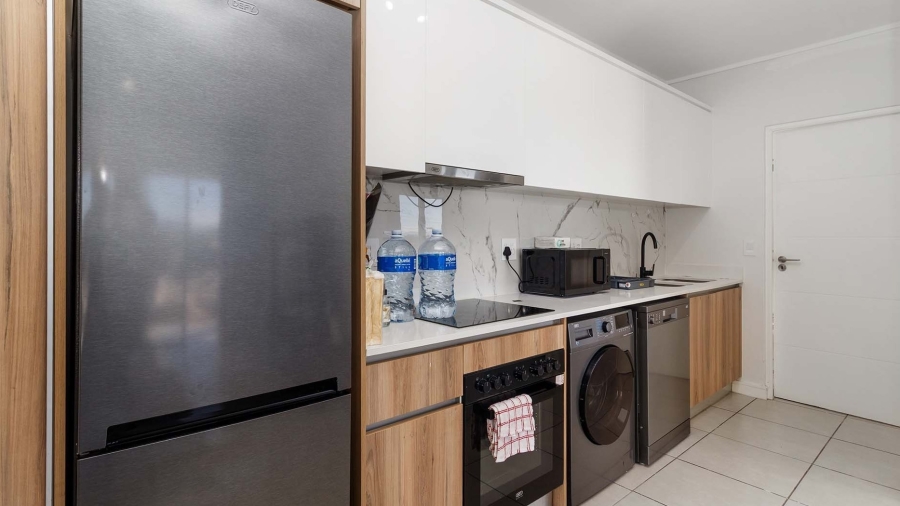 1 Bedroom Property for Sale in Sandown Western Cape